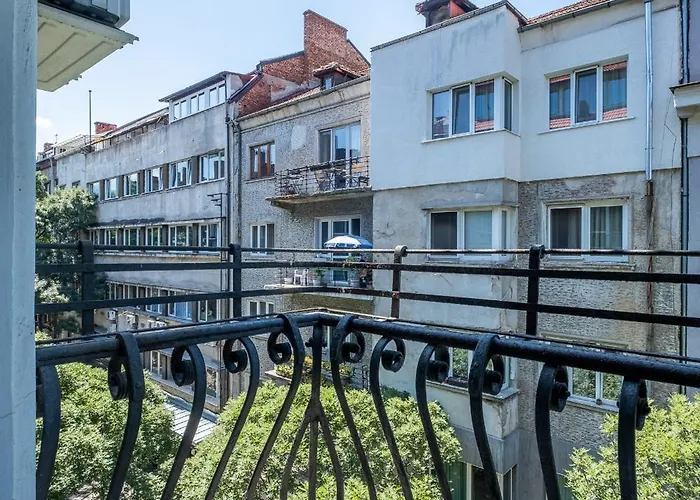 Lejlighed Spacious & Modern 2bd 2ba Flat - Prime Location By Fm *