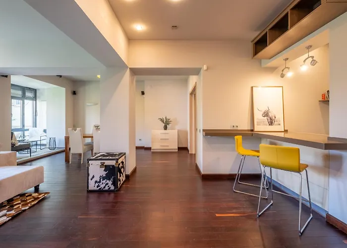 Lejlighed Spacious & Modern 2bd 2ba Flat - Prime Location By Fm Sofia