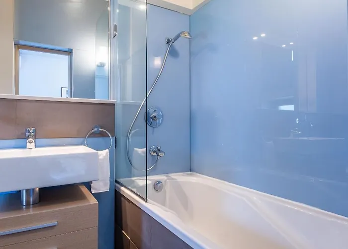 Spacious & Modern 2bd 2ba Flat - Prime Location By Fm * Sofia