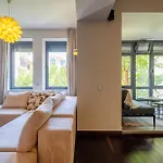 Spacious & Modern 2bd 2ba Flat - Prime Location By Fm Appartamento