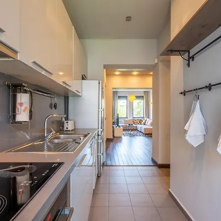 Modern Yet Rustic Style Centre 2br/2bth * סופיה