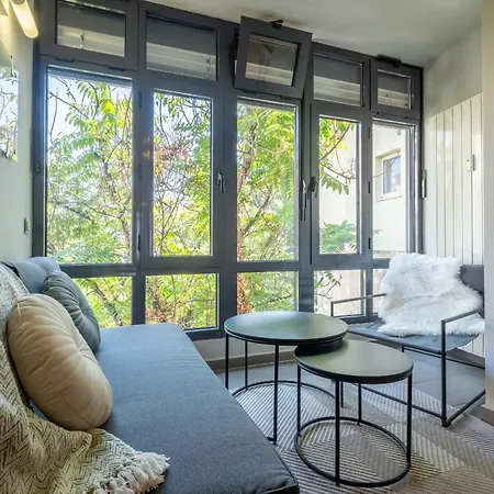 Spacious & Modern 2bd 2ba Flat - Prime Location By Fm Apartamento